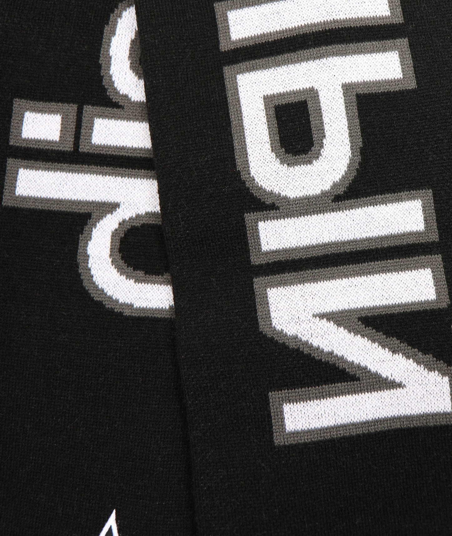 Russia scarf by Distorted People