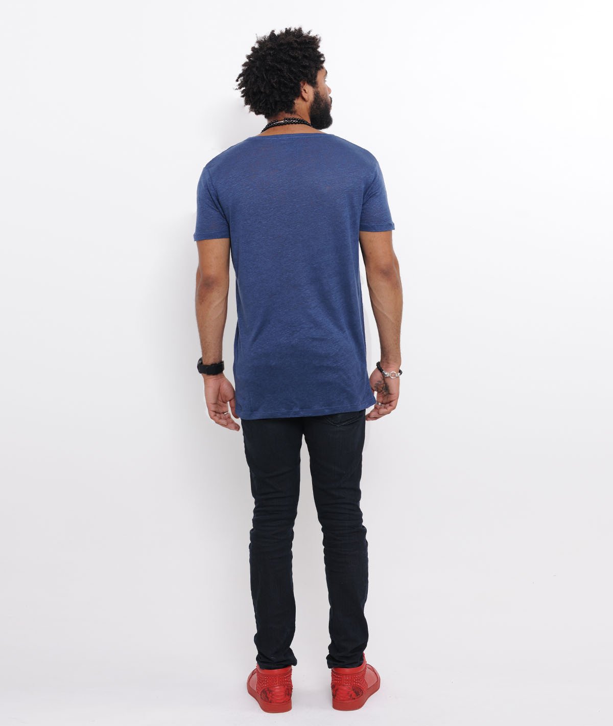 BLADES LEINEN grand neck T-Shirt by Distorted People