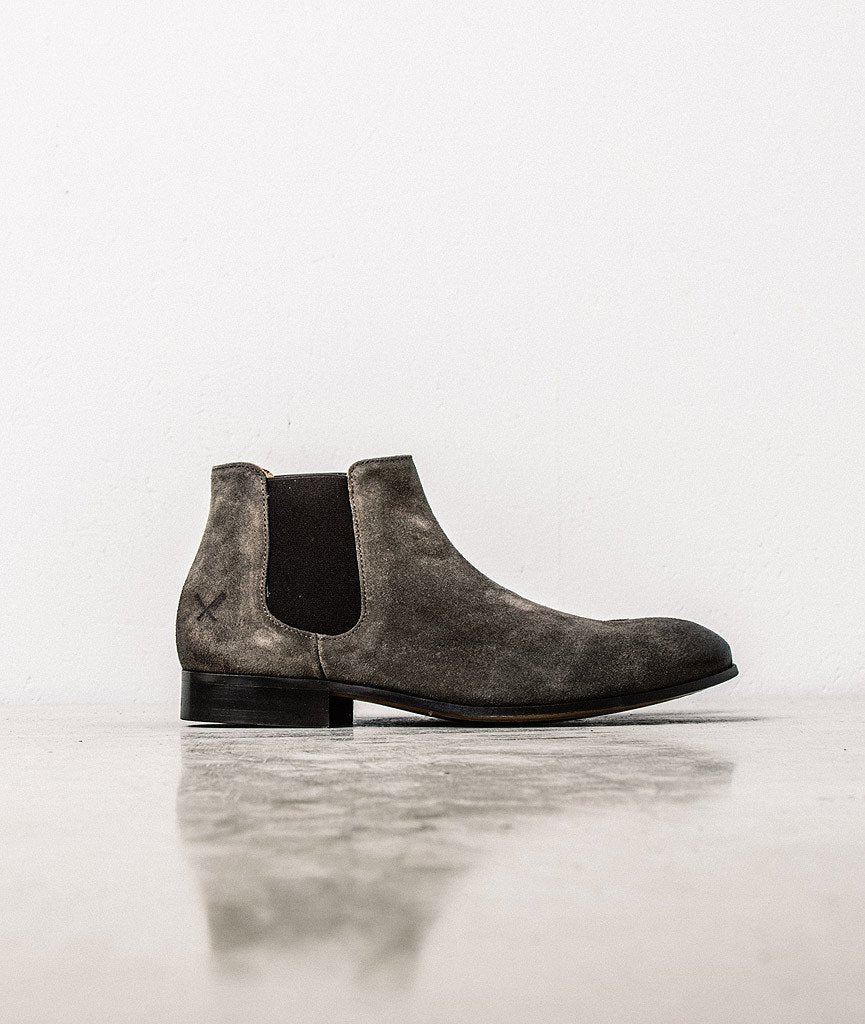 SANDERS chelsea boot by Distorted People