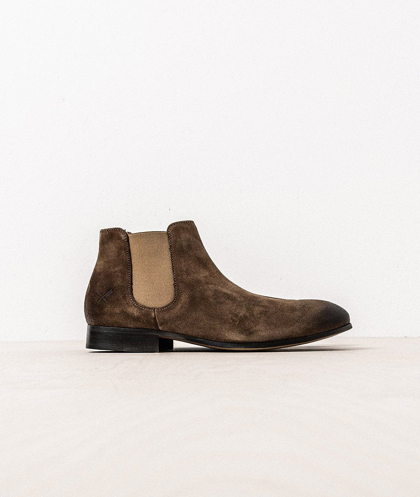 SANDERS chelsea boot by Distorted People