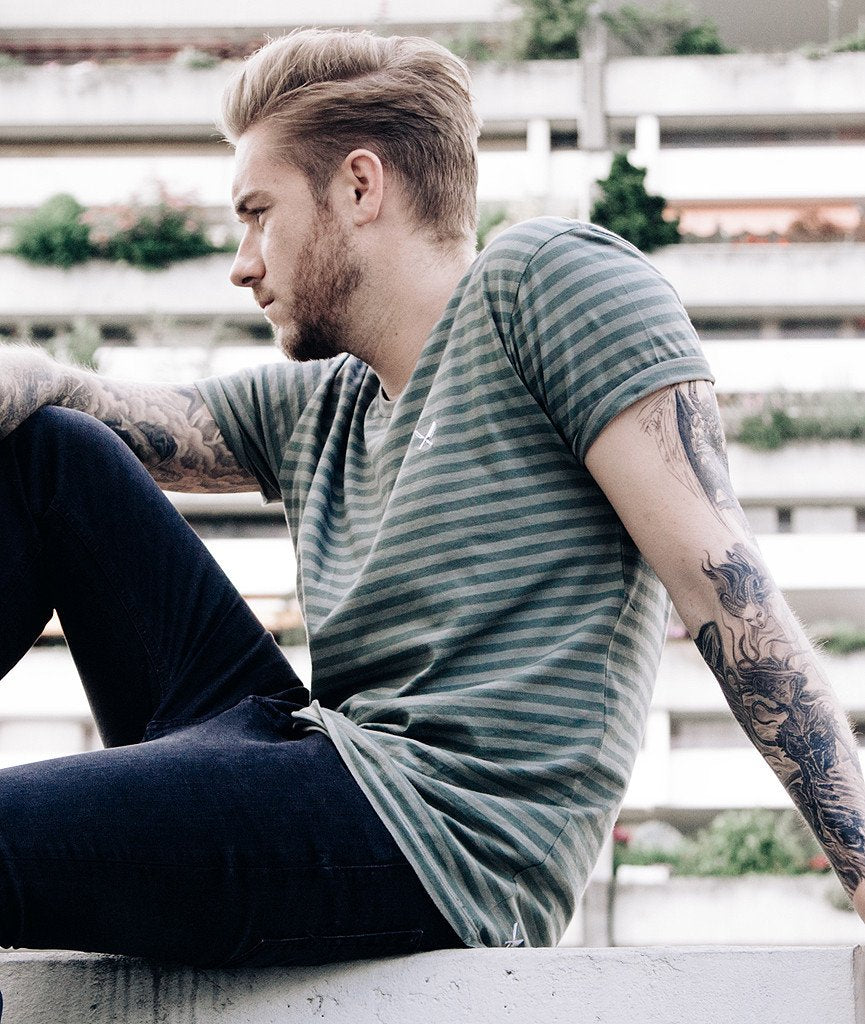 CREW NECK t-shirt by Distorted People
