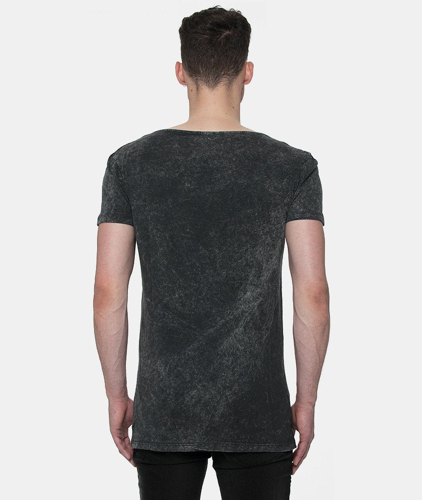 BARBER & BUTCHER CUTTED NECK t-shirt by Distorted People