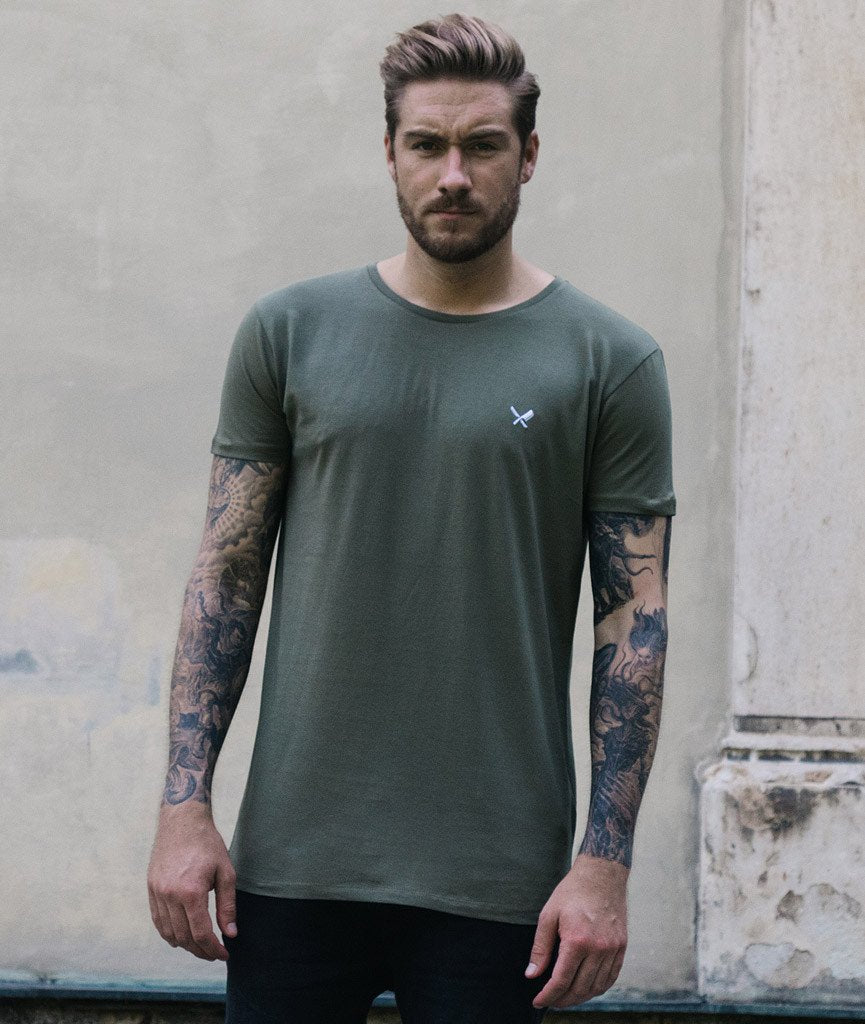 Grand Crew Neck t-shirt by Distorted People