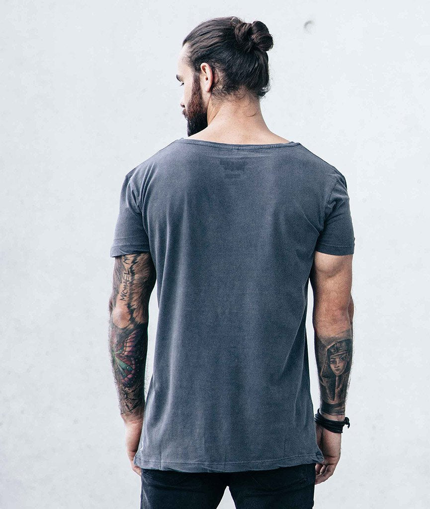 Grand Crew Neck t-shirt by Distorted People
