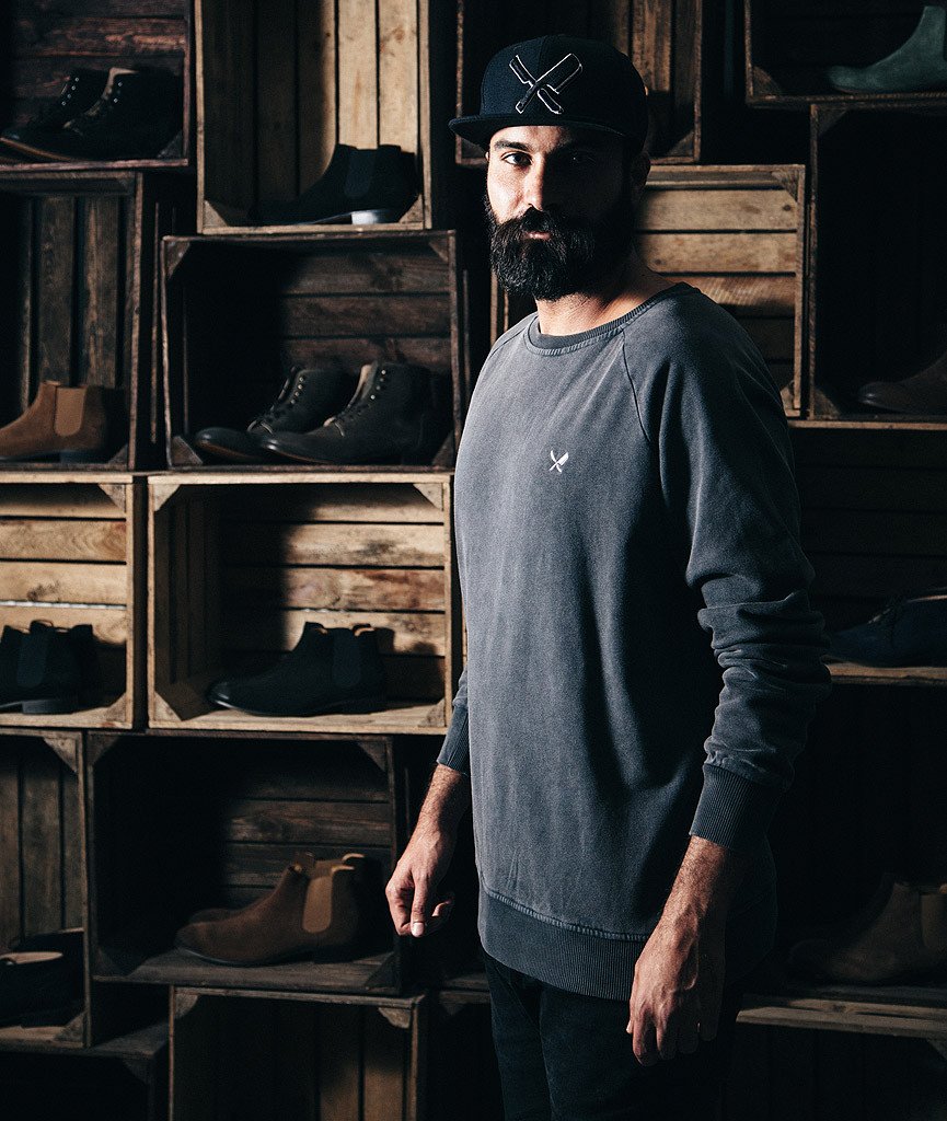 Crew Neck sweatshirt by Distorted People