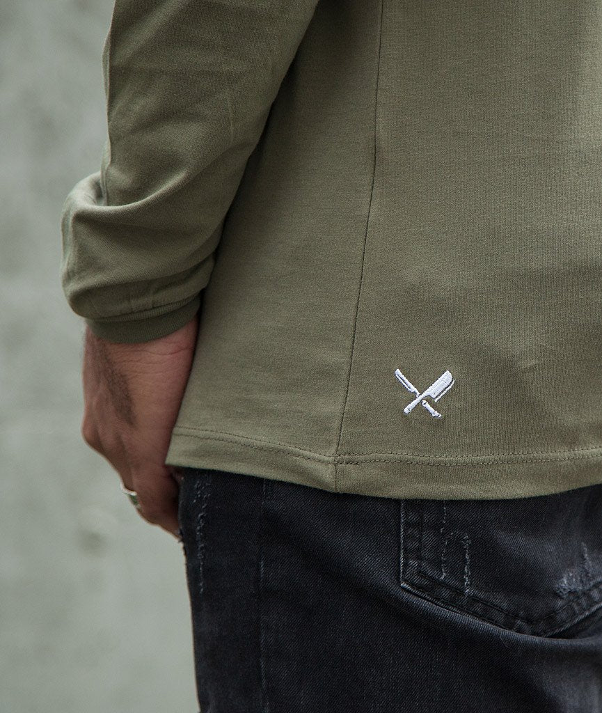 Cutted Neck Circle longsleeve by Distorted People