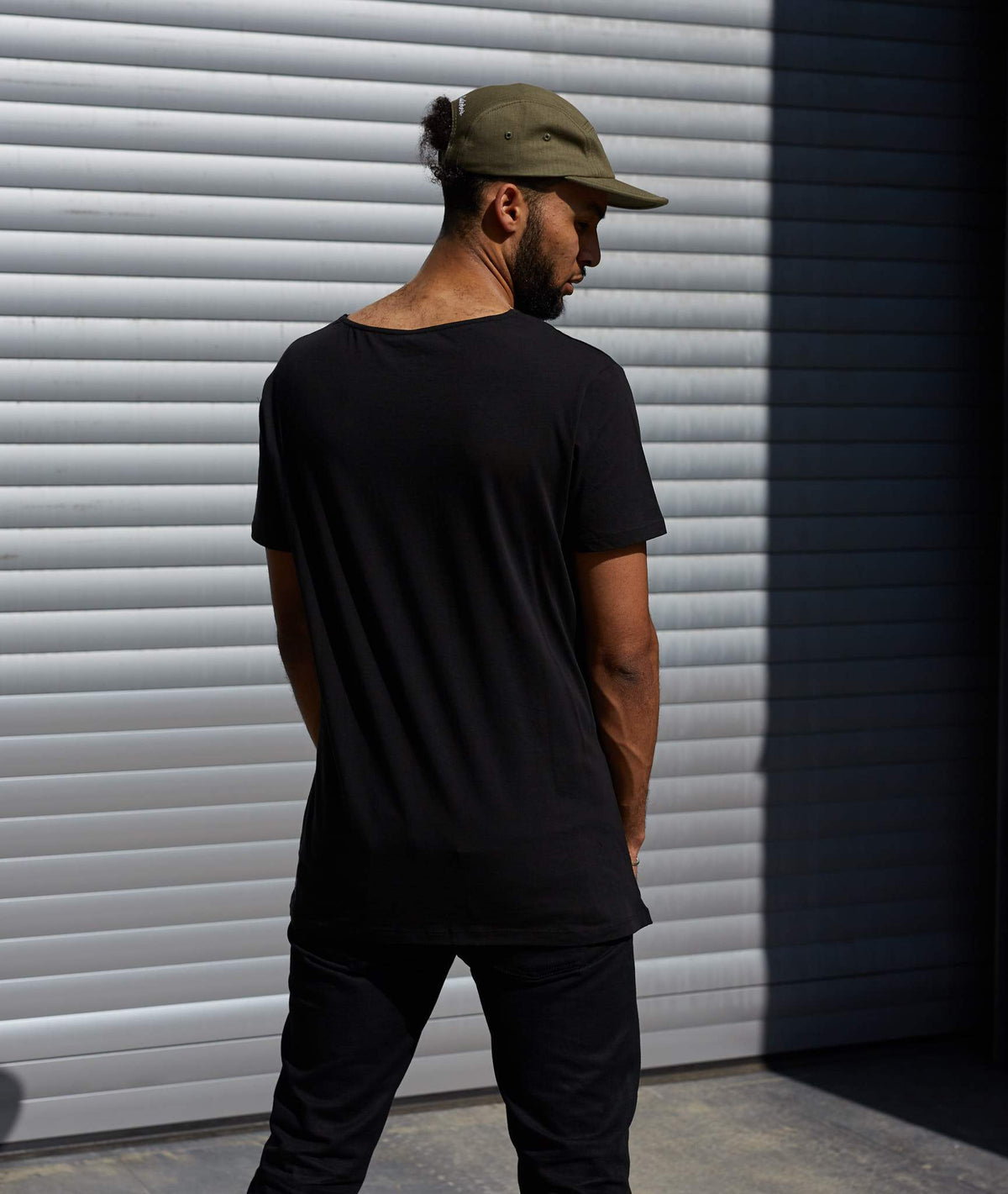 Cutted Neck
