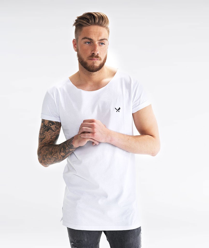 TILO cutted grand neck long t-shirt by Distorted People