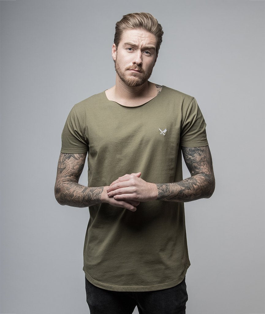 Cutted Neck Tiger long t-shirt by Distorted People