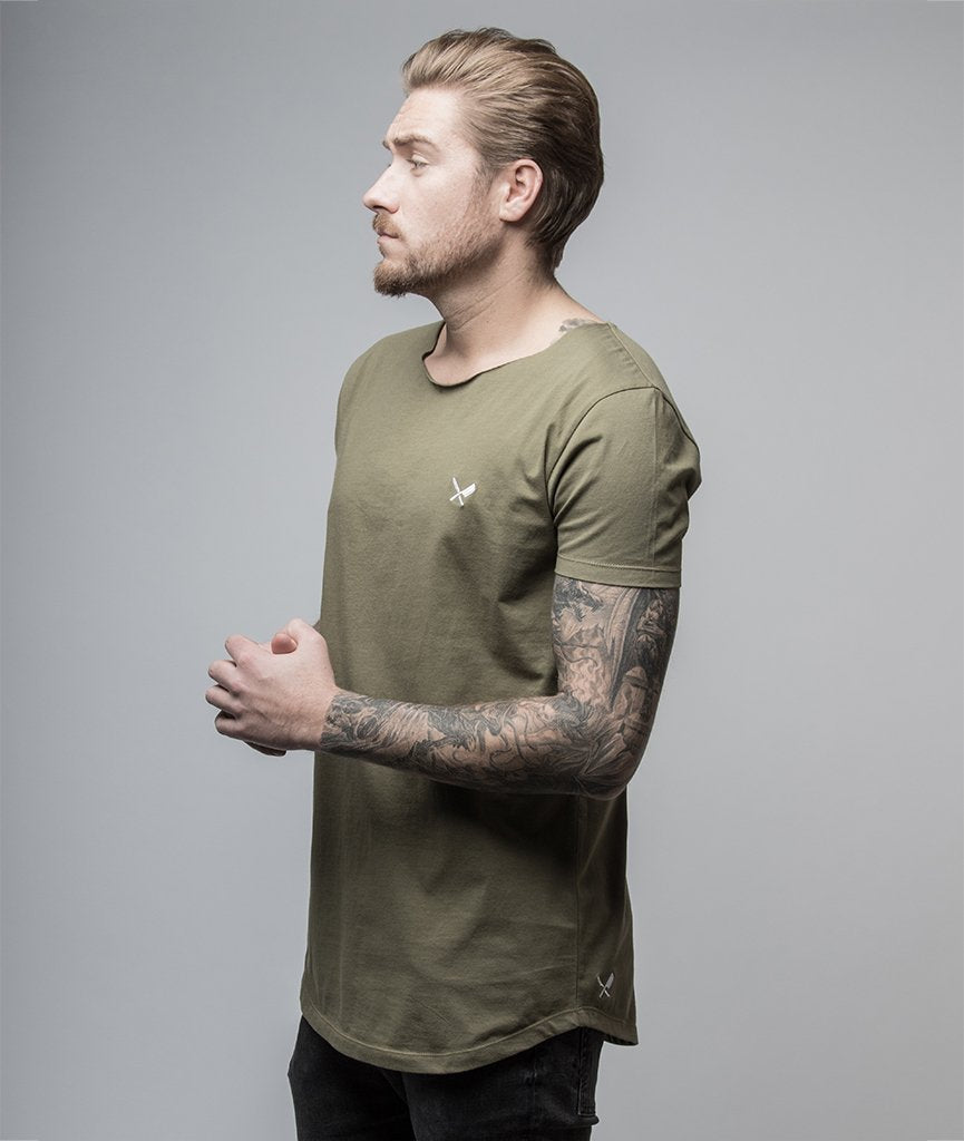 Cutted Neck Tiger long t-shirt by Distorted People