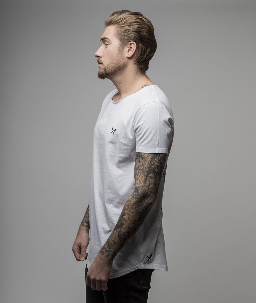 Cutted Neck Tiger long t-shirt by Distorted People