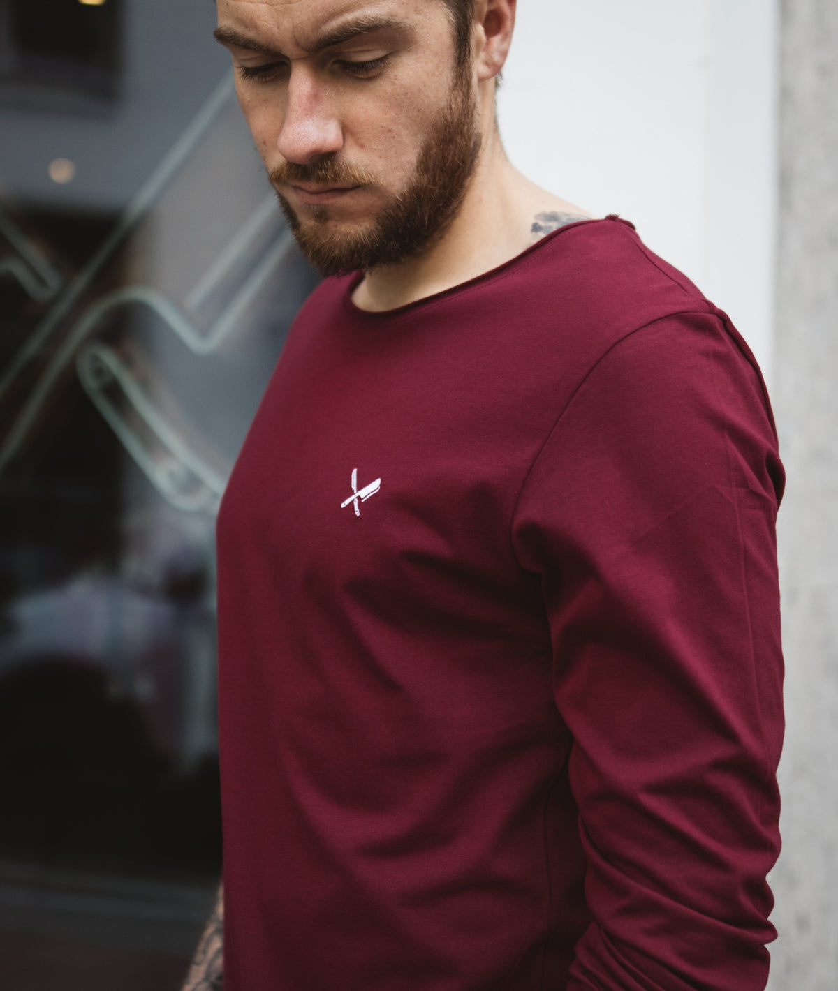 Grand Crew Neck Lettering longsleeve by Distorted People