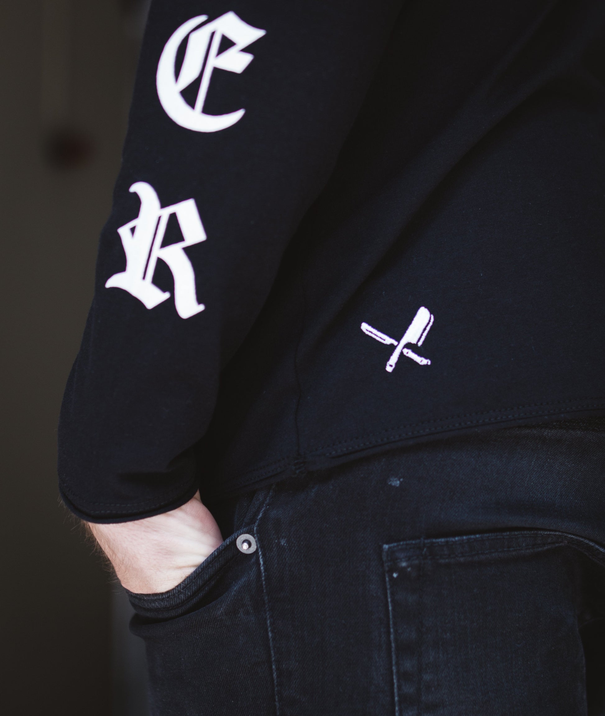 B&B Grand Crew Neck longsleeve by Distorted People