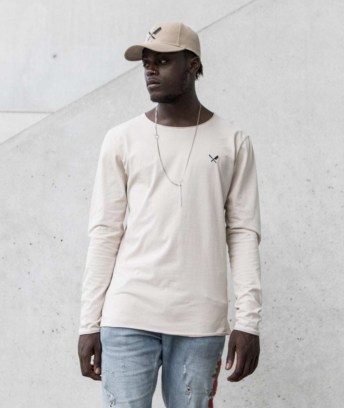 Grand Crew Neck Vintage Team longsleeve by Distorted People