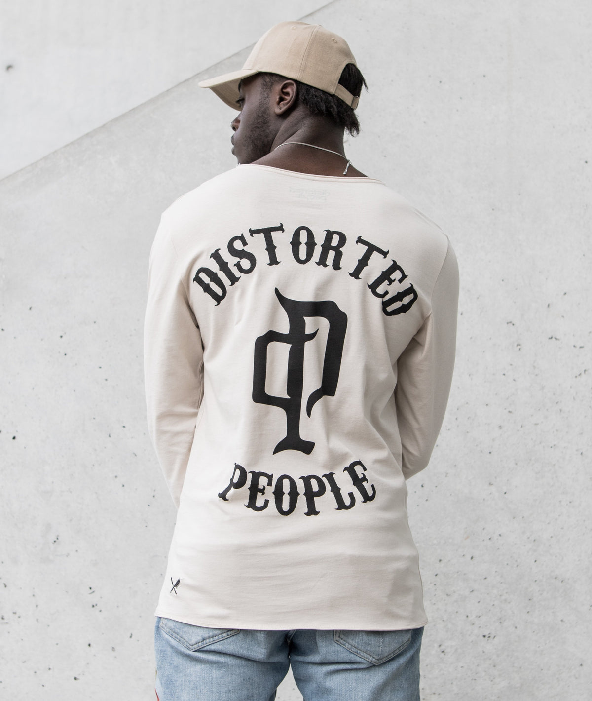 Grand Crew Neck Vintage Team longsleeve by Distorted People