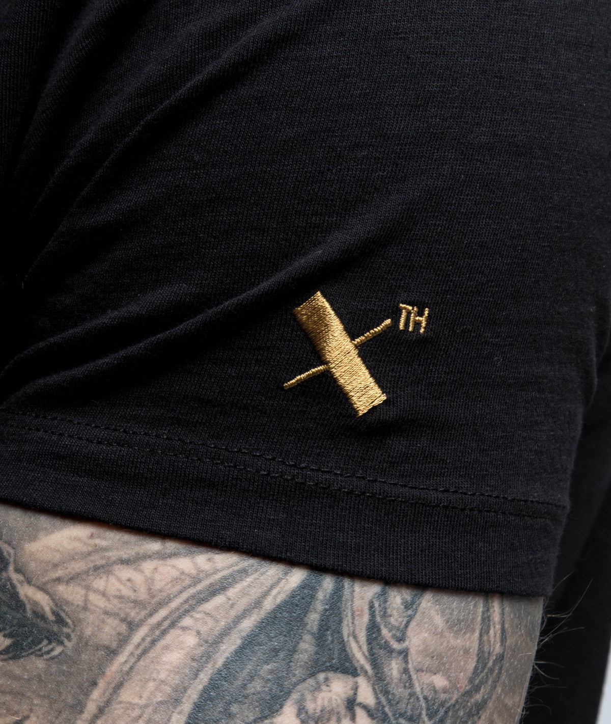 Decade Cutted Neck t-shirt by Distorted People