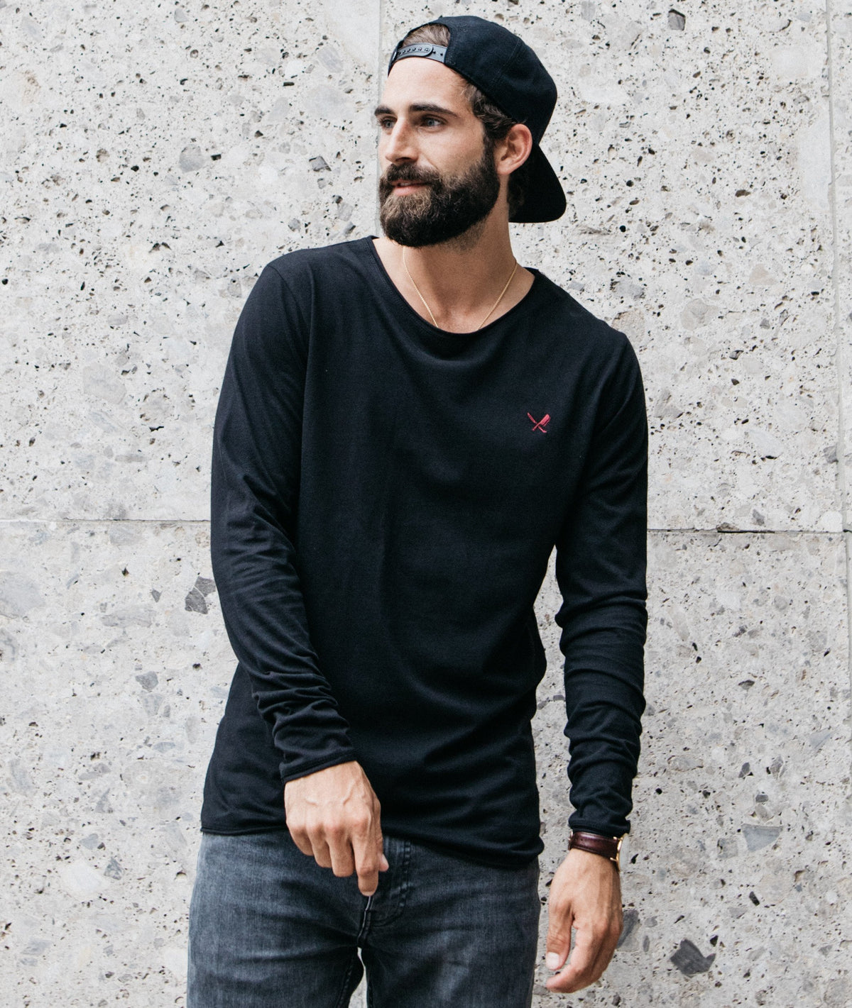 Grand Crew Neck Lettering longsleeve by Distorted People