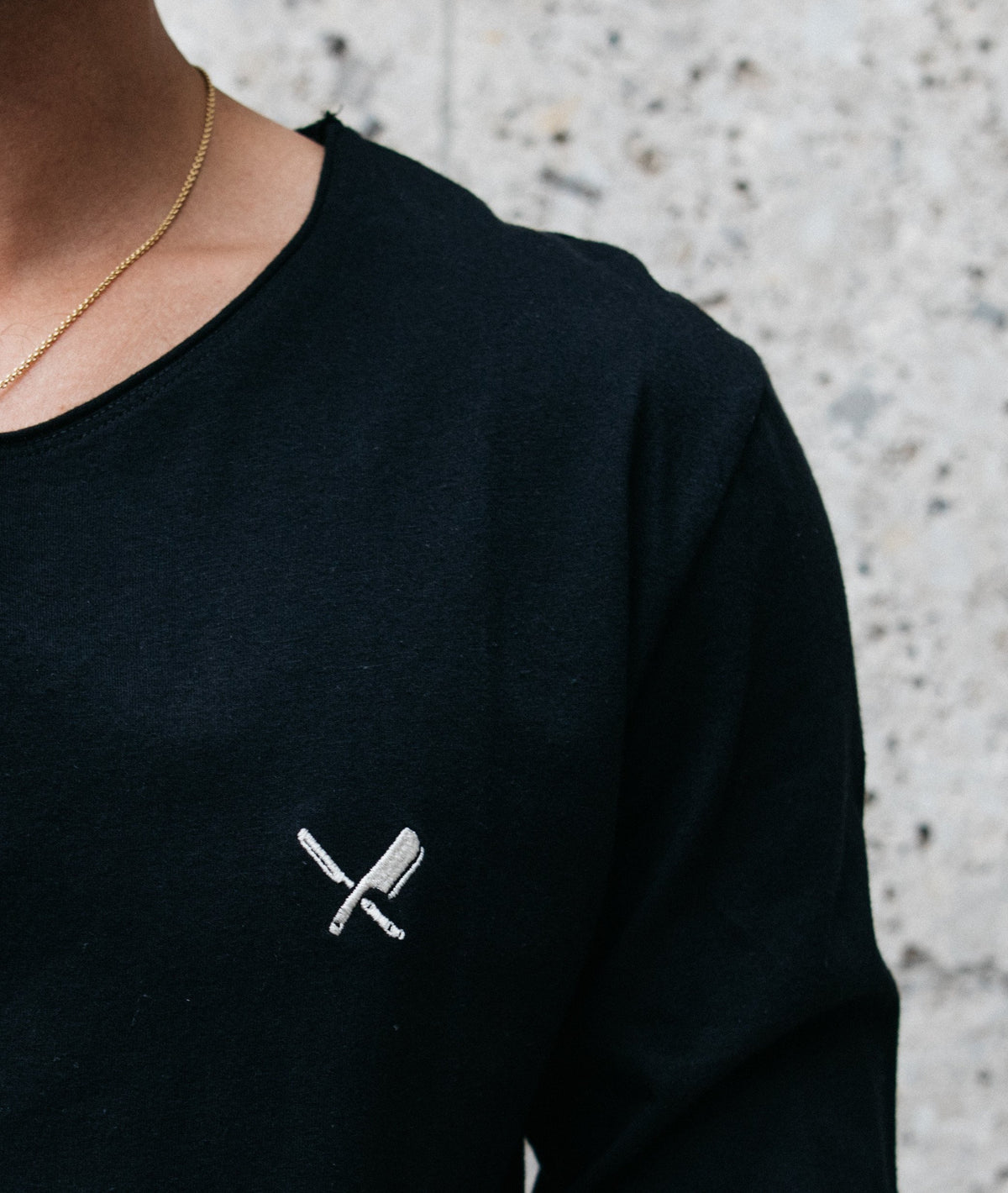 Grand Crew Neck Lettering longsleeve by Distorted People