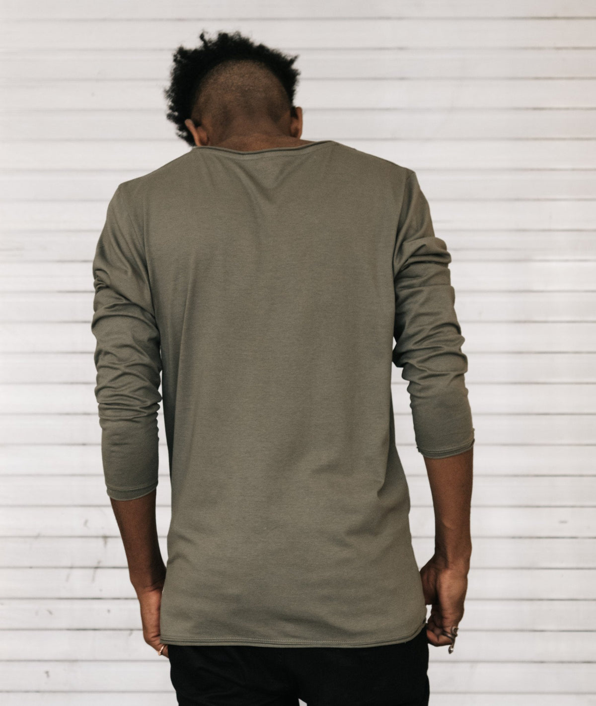 GRAND CREW NECK longsleeve by Distorted People