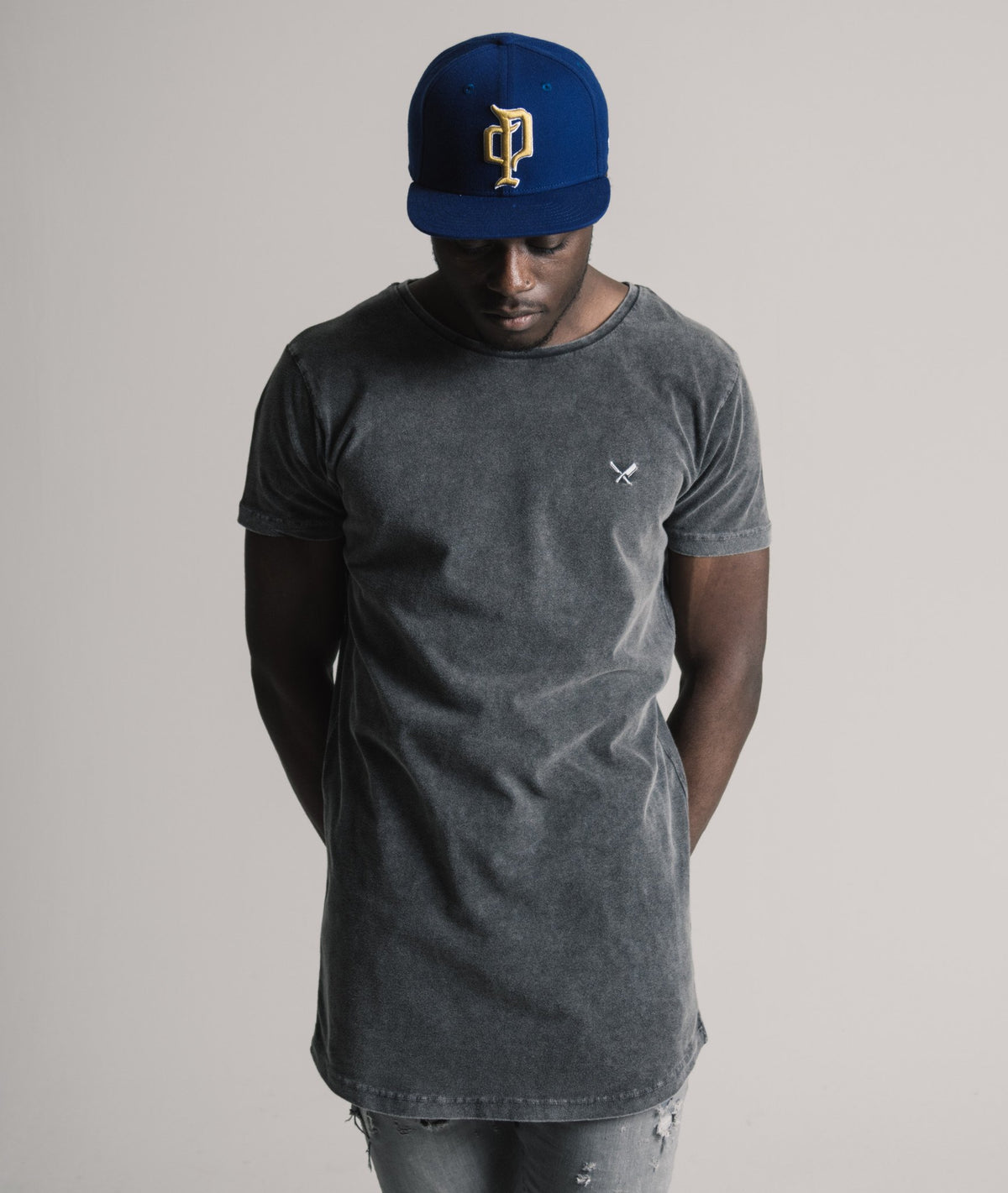 Grand Crew Neck Circle long t-shirt by Distorted People