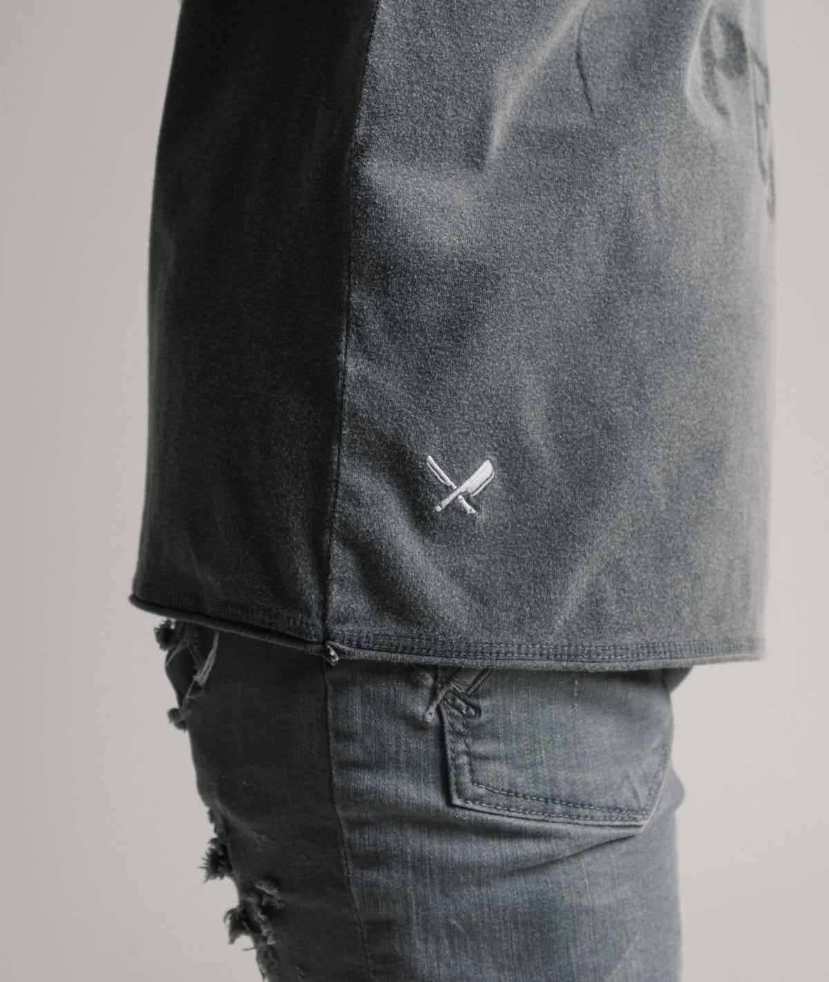 Grand Crew Neck Team longsleeve by Distorted People