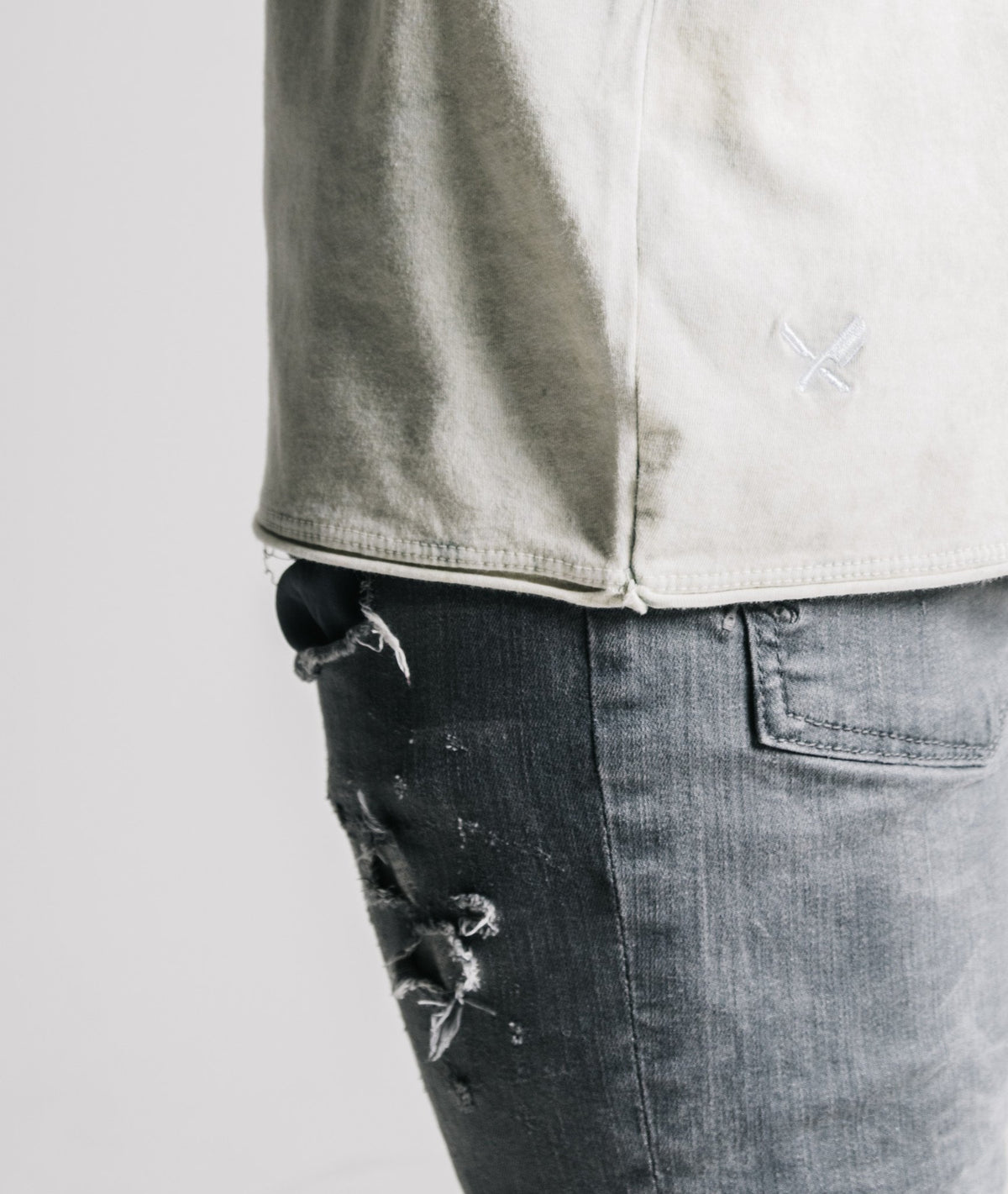 Grand Crew Neck Team longsleeve by Distorted People