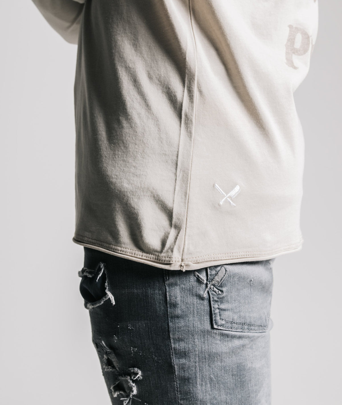 Grand Crew Neck Team longsleeve by Distorted People
