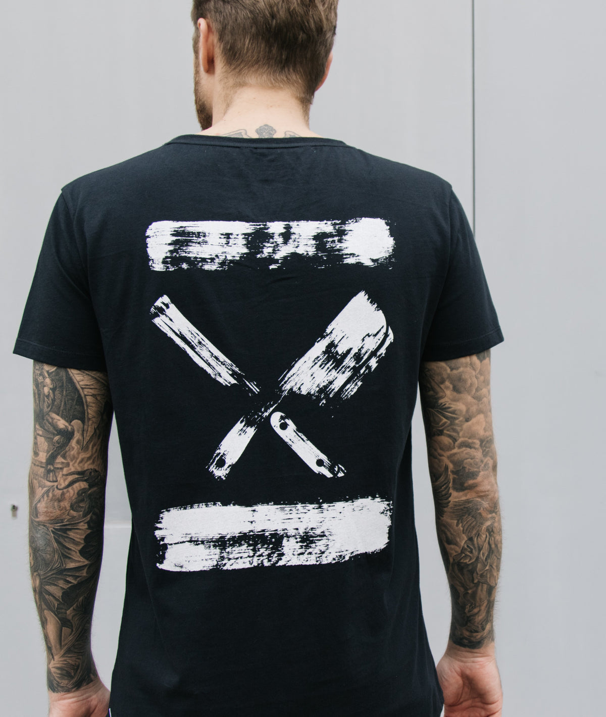 Cutted Neck Inked Blades long t-shirt by Distorted People