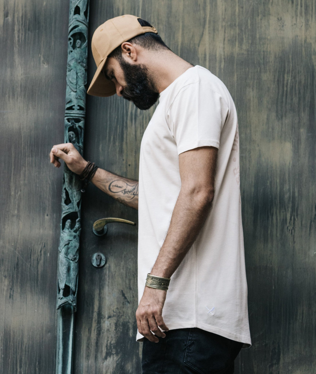 GRAND CREW NECK CIRCLE long t-shirt by Distorted People