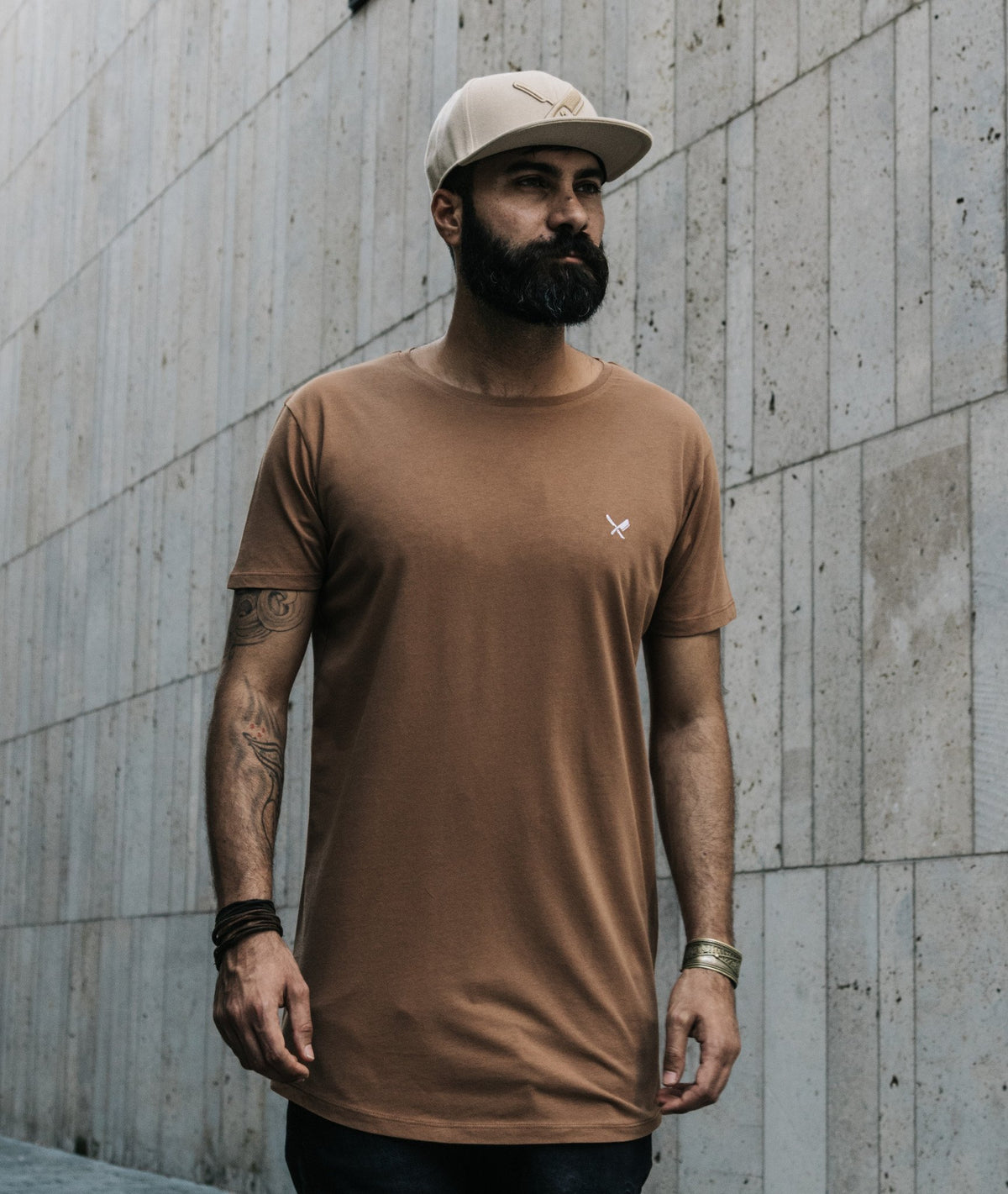 GRAND CREW NECK CIRCLE long t-shirt by Distorted People