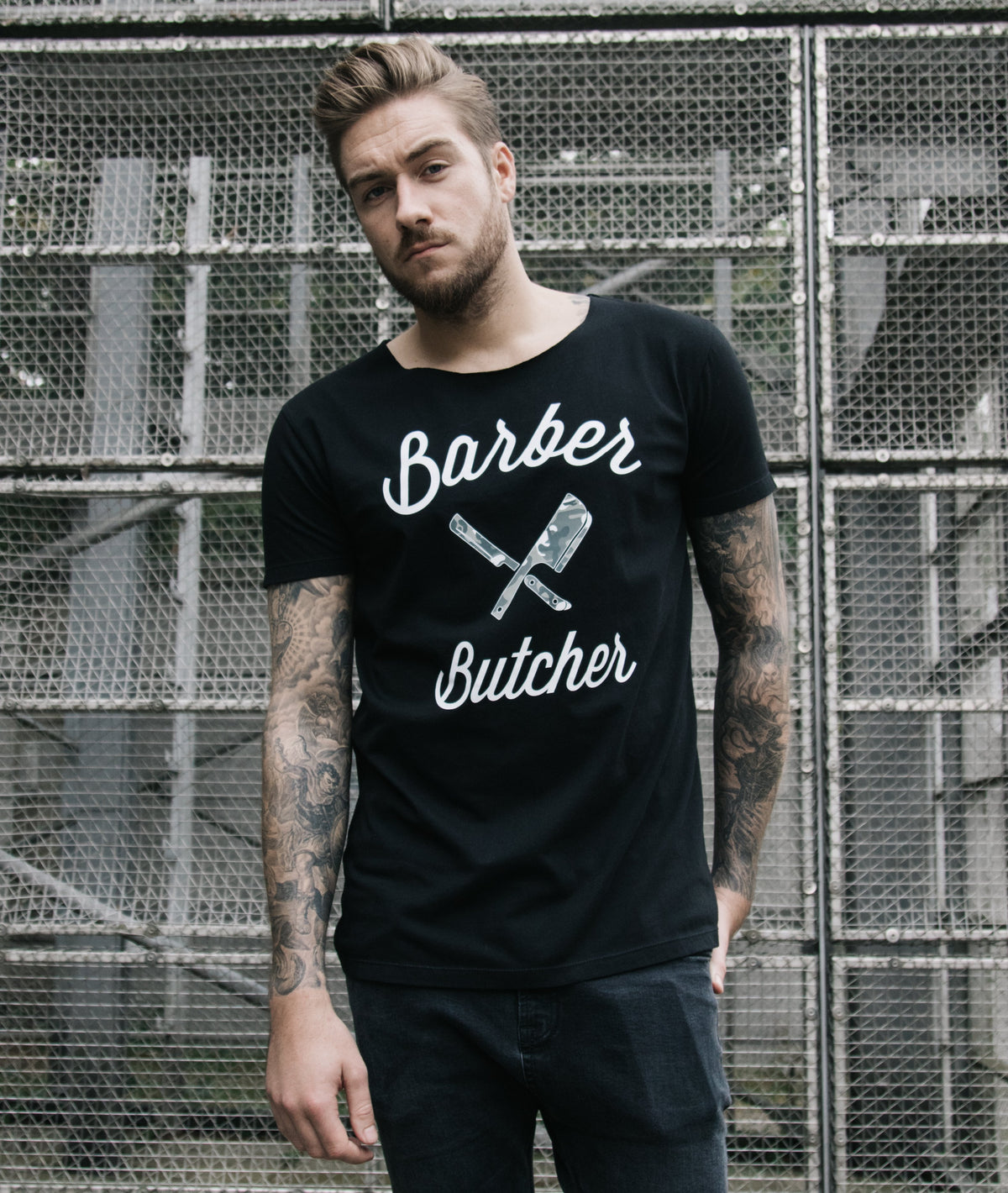 BB Blades Camo Cutted Neck t-shirt by Distorted People