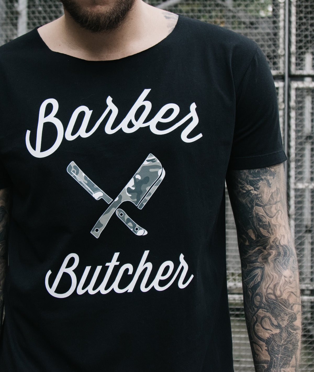 BB Blades Camo Cutted Neck t-shirt by Distorted People