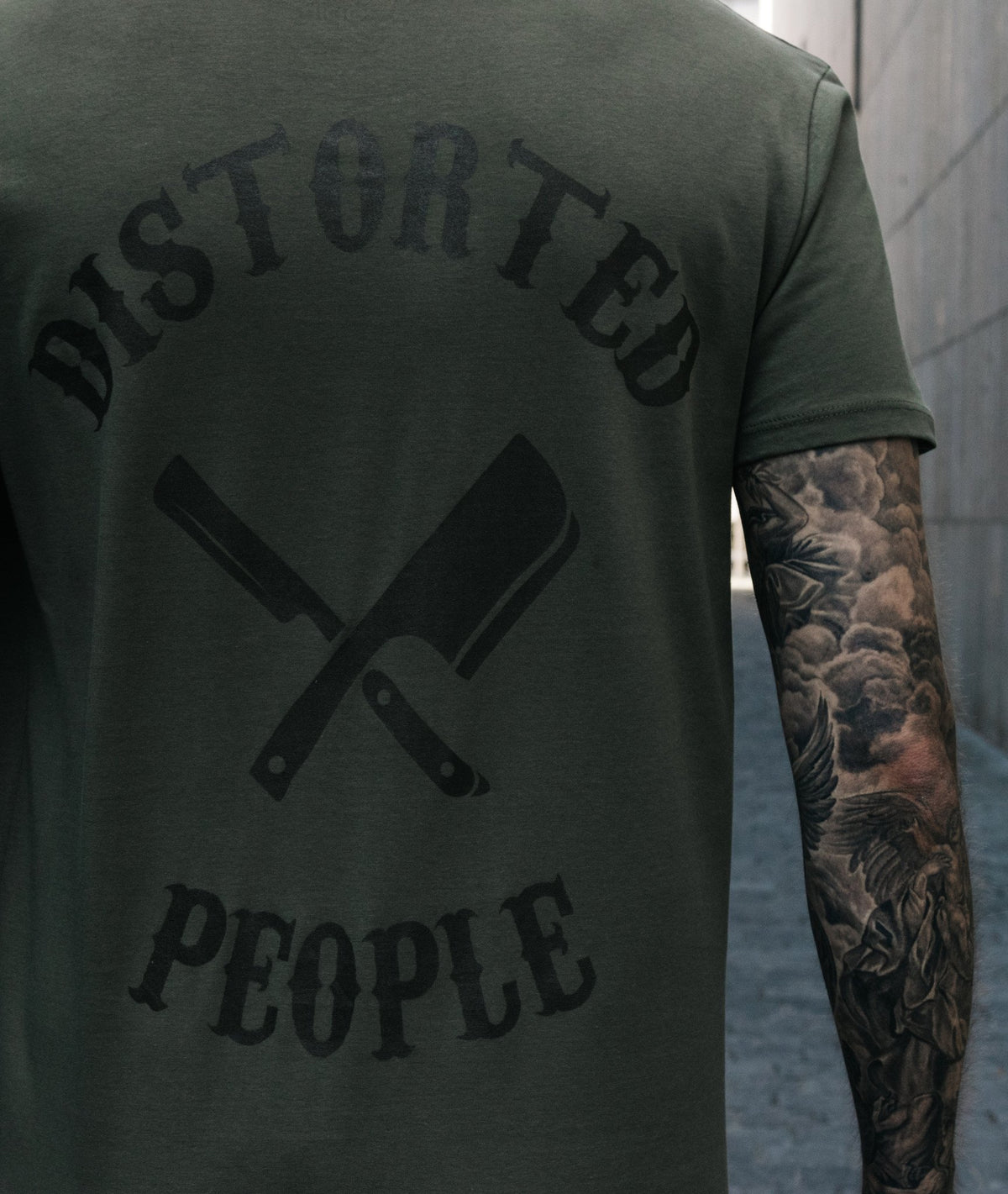 CUTTED NECK TEAM long t-shirt by Distorted People