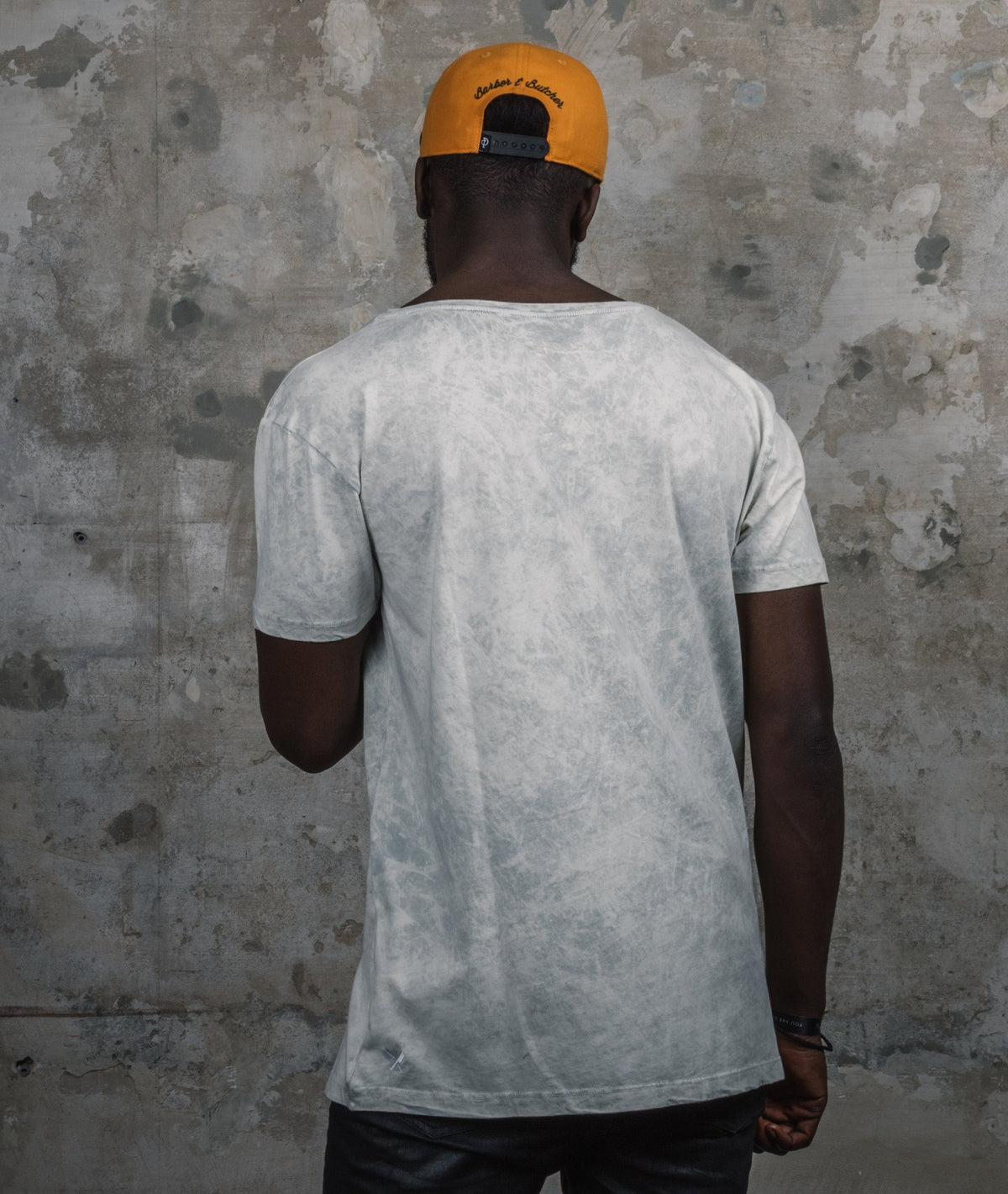 Grand Crew Neck long t-shirt by Distorted People