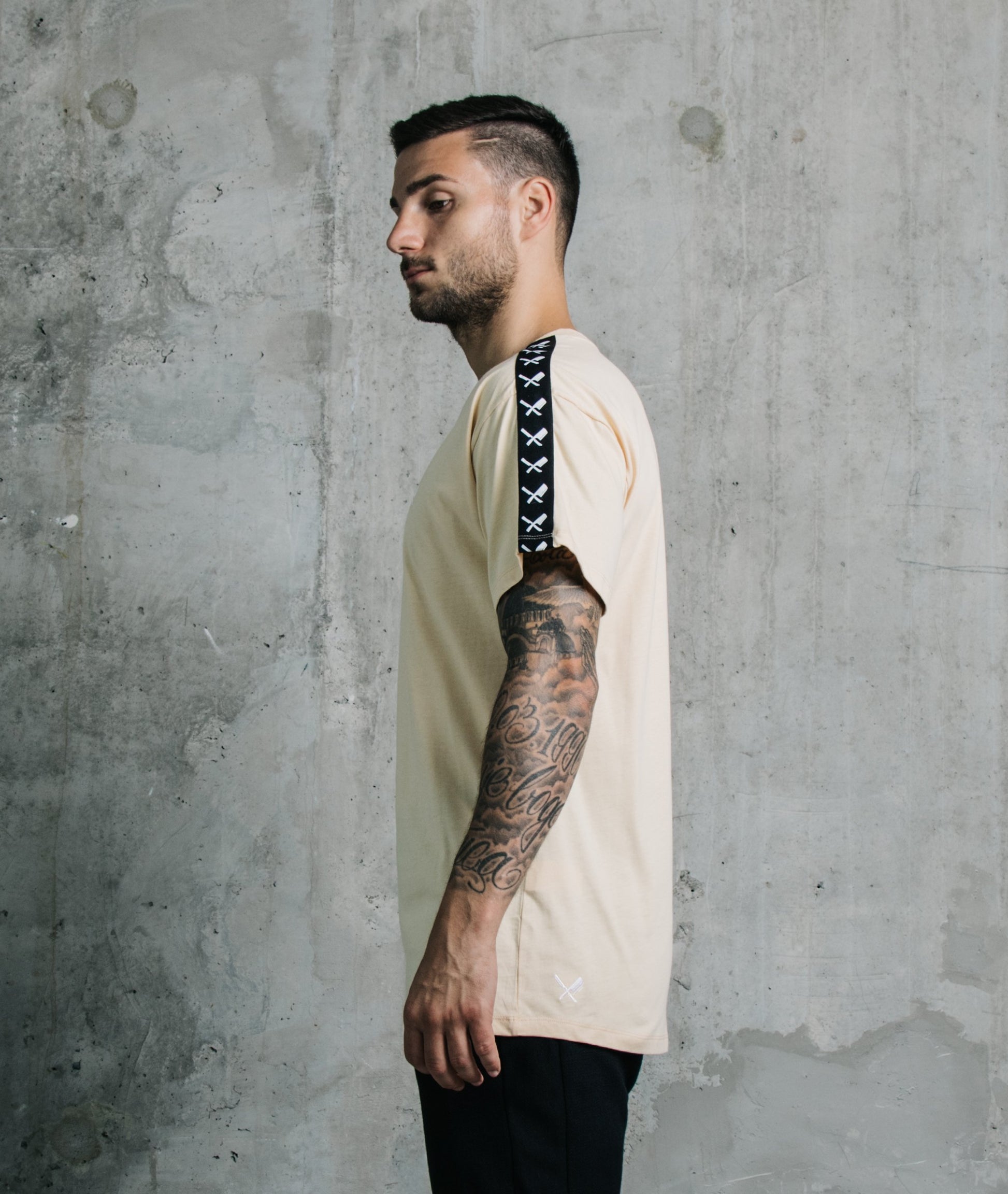 Taped Crew Neck t-shirt by Distorted People