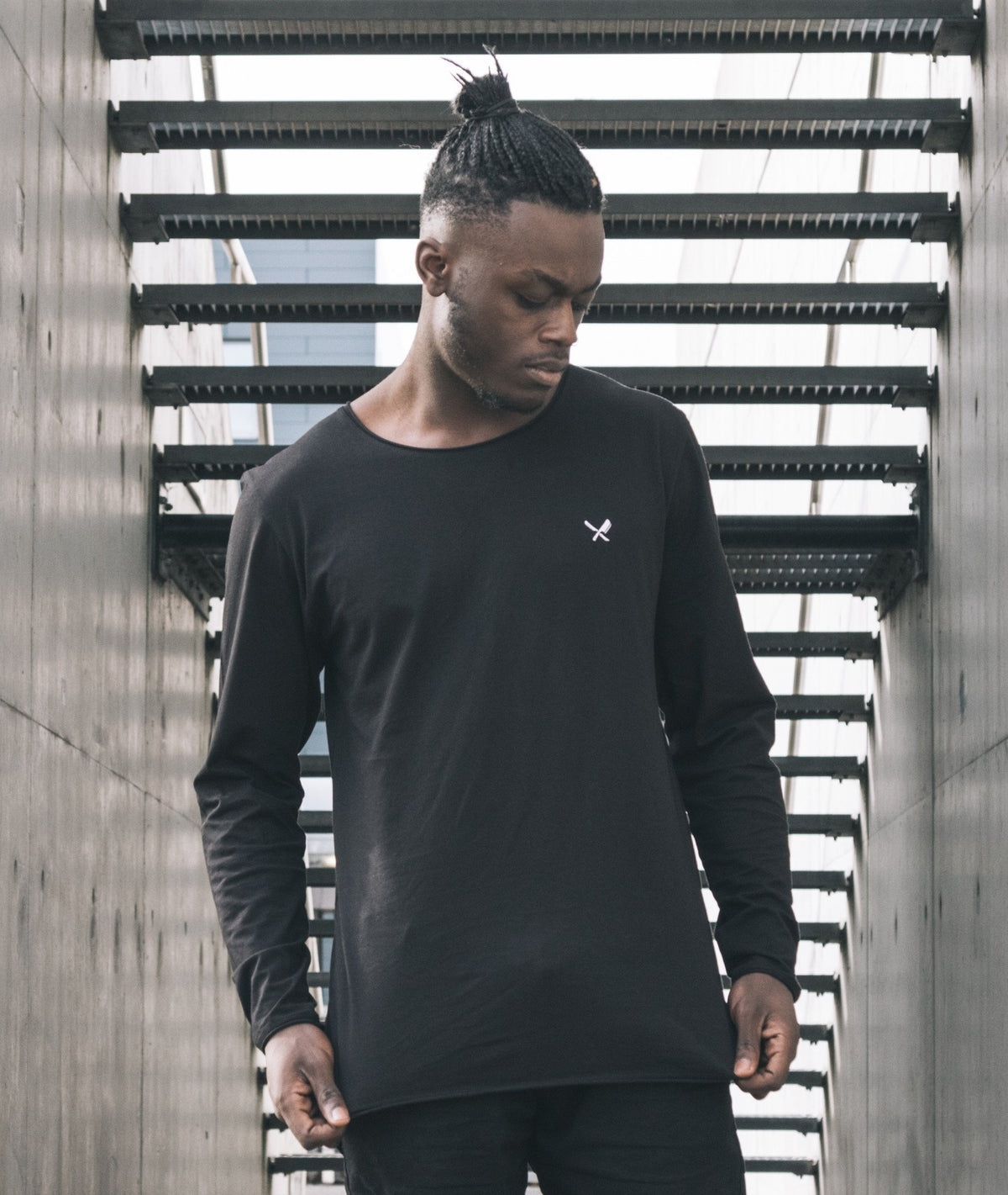 Grand Crew Neck Team longsleeve by Distorted People