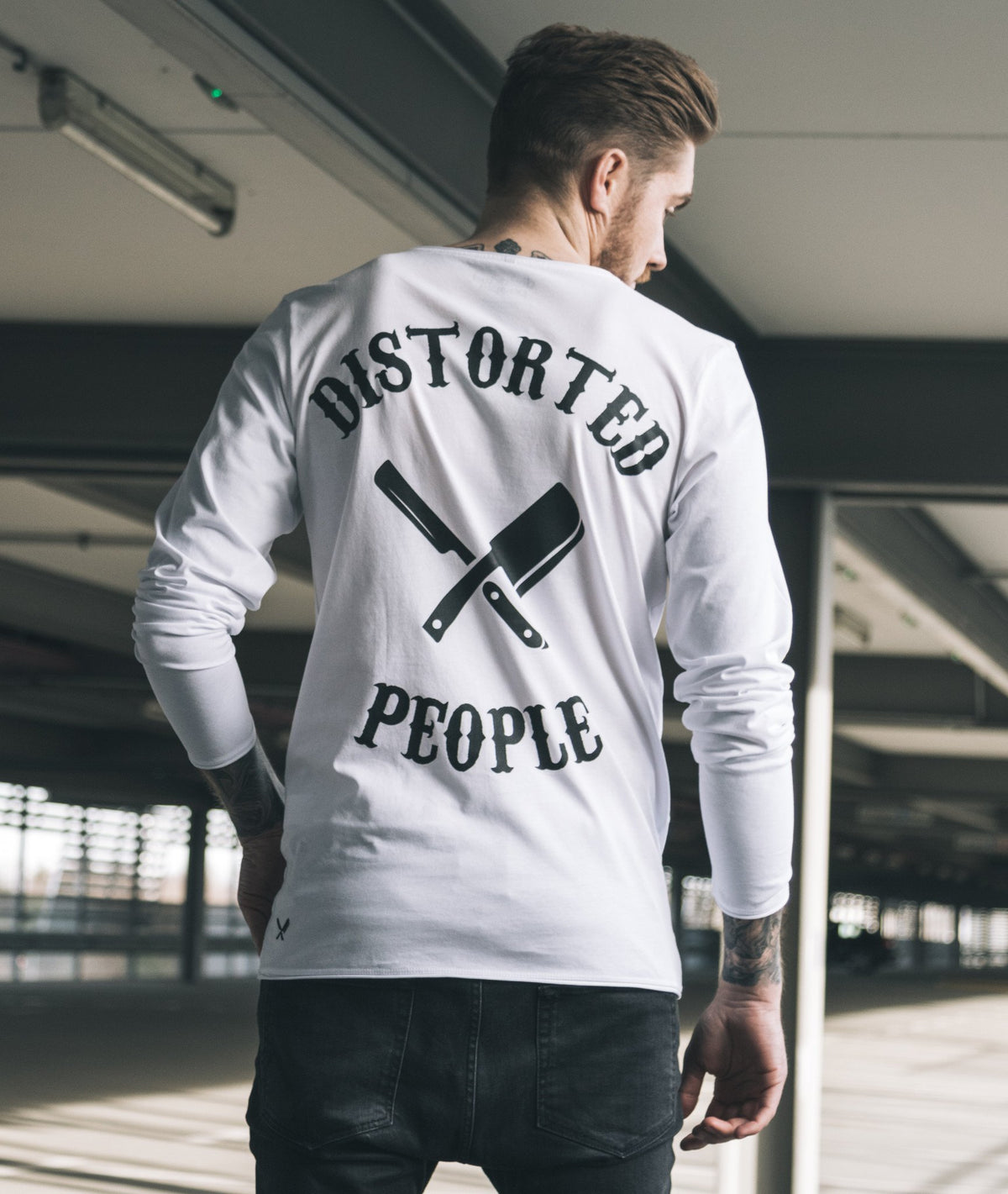Grand Crew Neck Team longsleeve by Distorted People