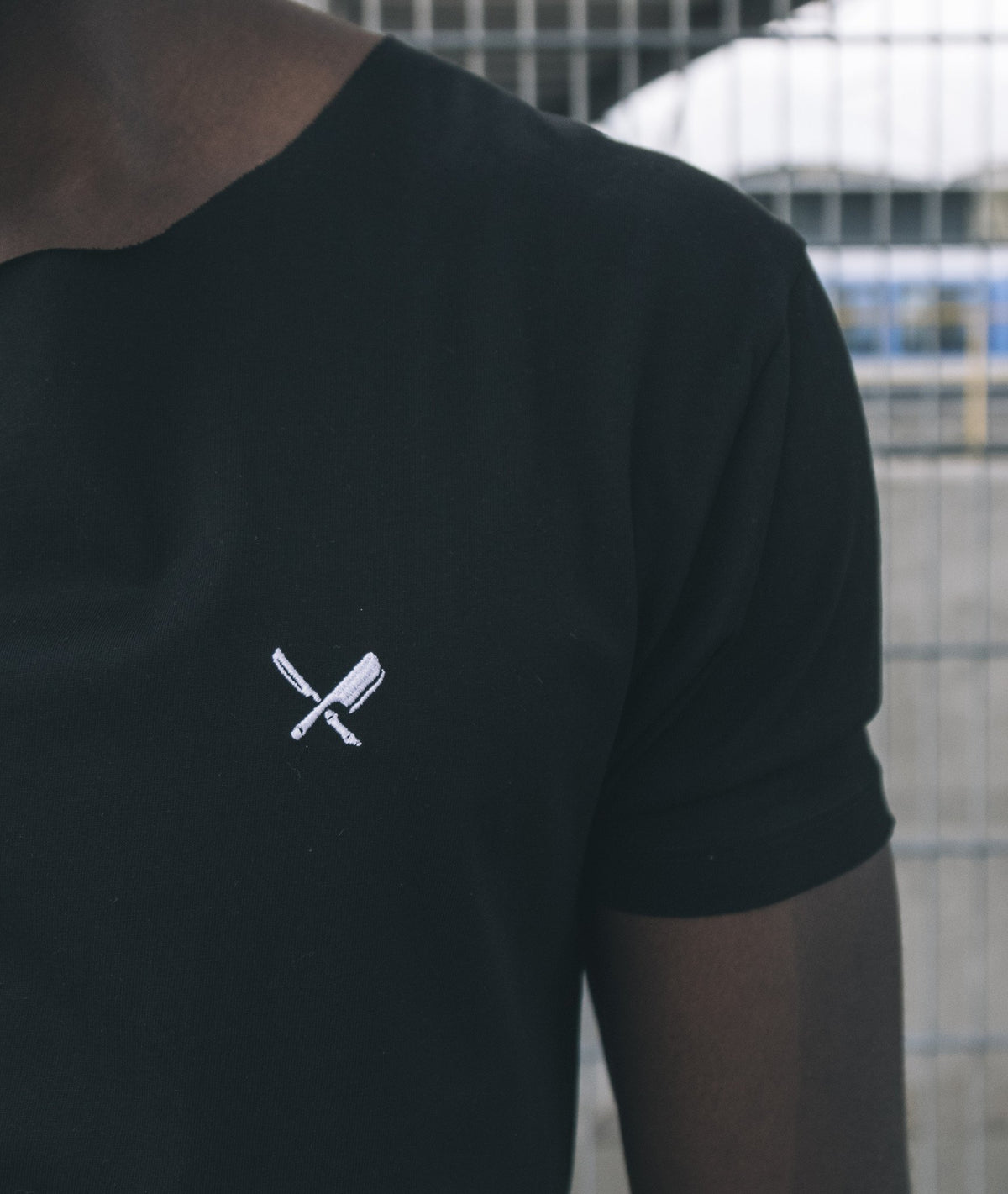 CUTTED NECK VINTAGE TEAM long t-shirt by Distorted People