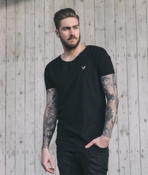 Cutted Neck Inked Blades long t-shirt by Distorted People