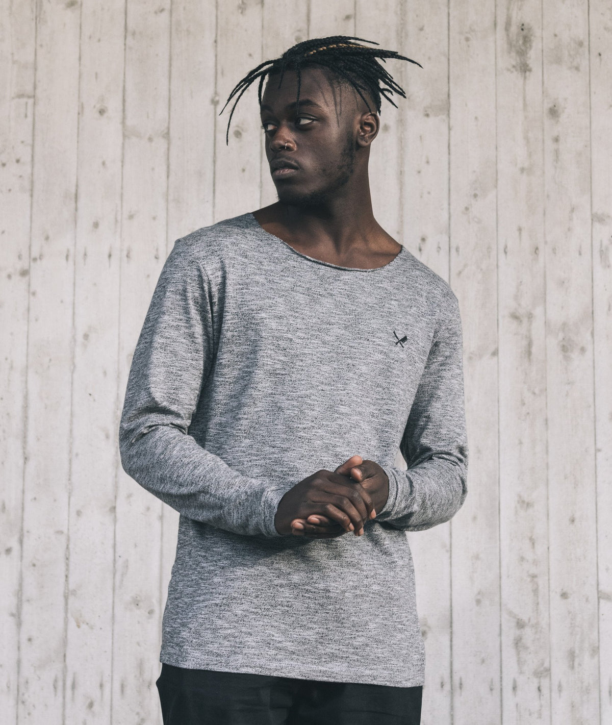 Cutted Neck Team longsleeve by Distorted People