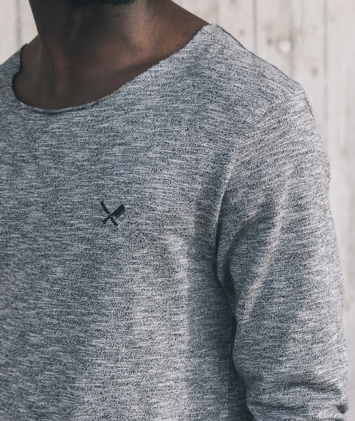 Cutted Neck Team longsleeve by Distorted People