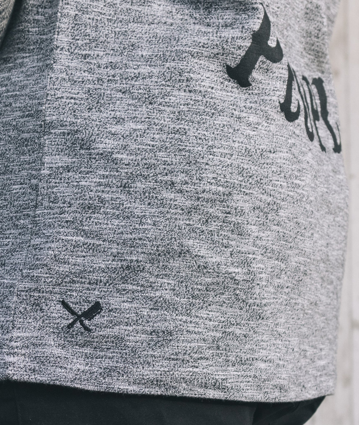 Cutted Neck Team longsleeve by Distorted People