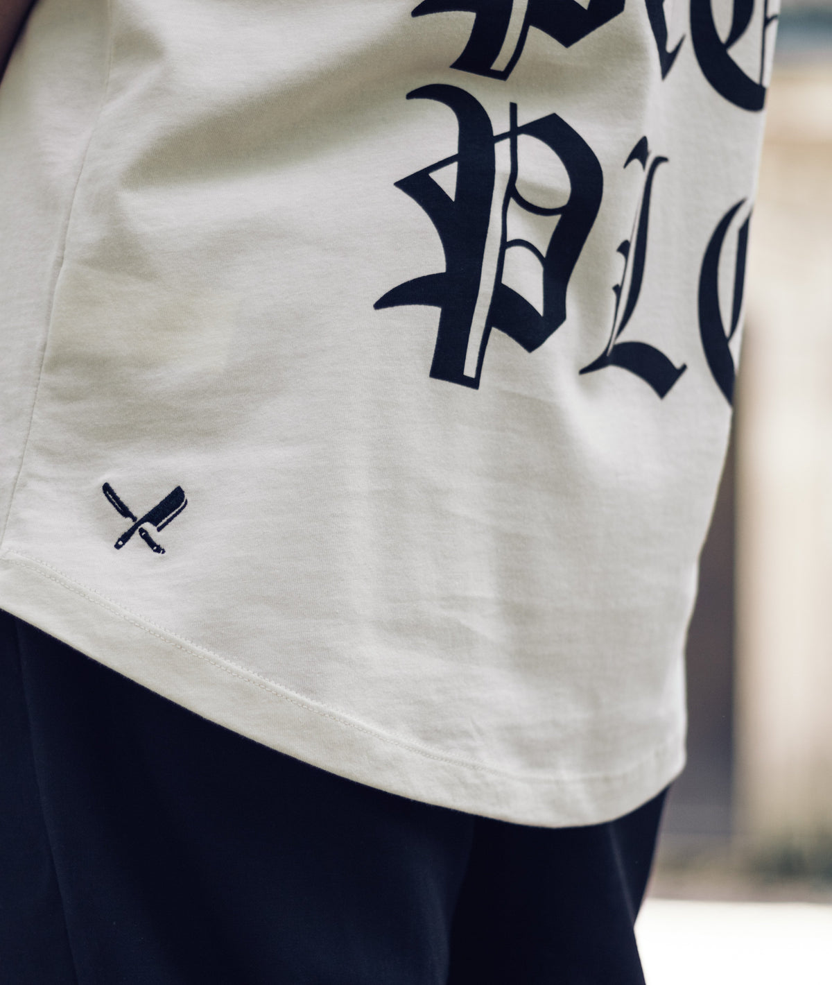 Grand Crew Neck Lettering long t-shirt by Distorted People