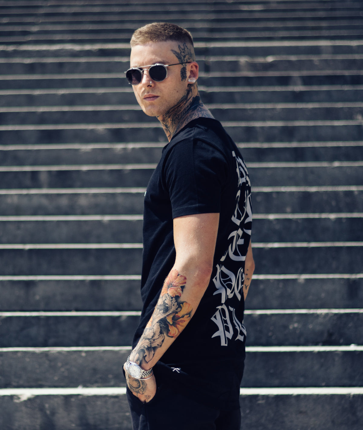 Cutted Neck Lettering long t-shirt by Distorted People