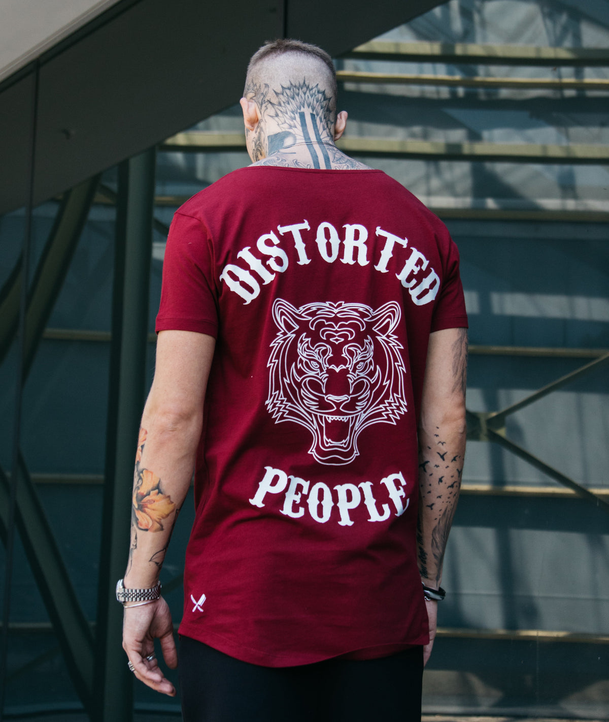 Cutted Neck Tiger long t-shirt by Distorted People