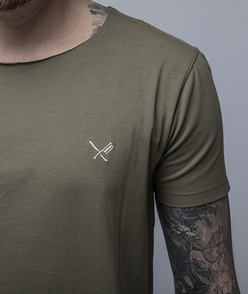 Cutted Neck Lettering long t-shirt by Distorted People
