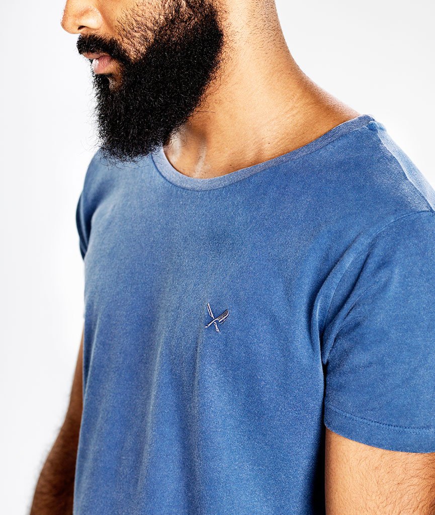 TARO grand neck t-shirt by Distorted People