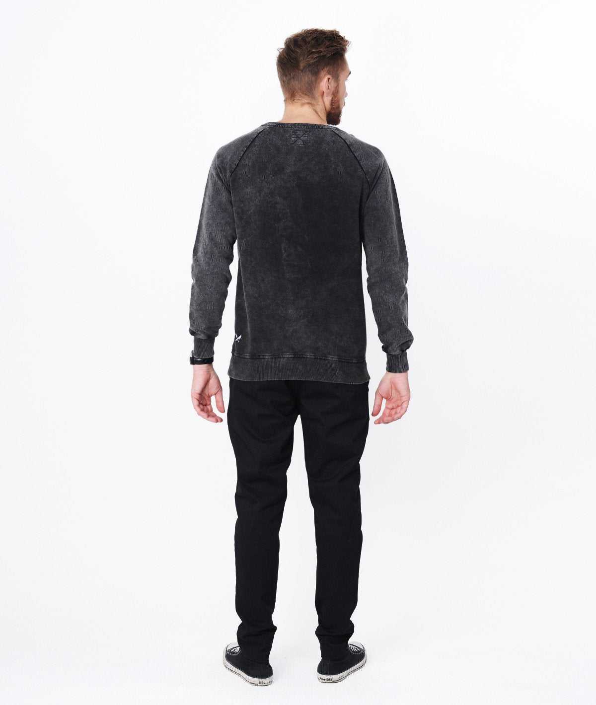 BB BLADES GRAND NECK sweatshirt by Distorted People