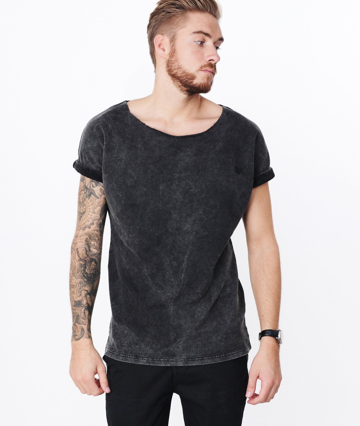 CUTTED NECK sweat-t-shirt by Distorted People