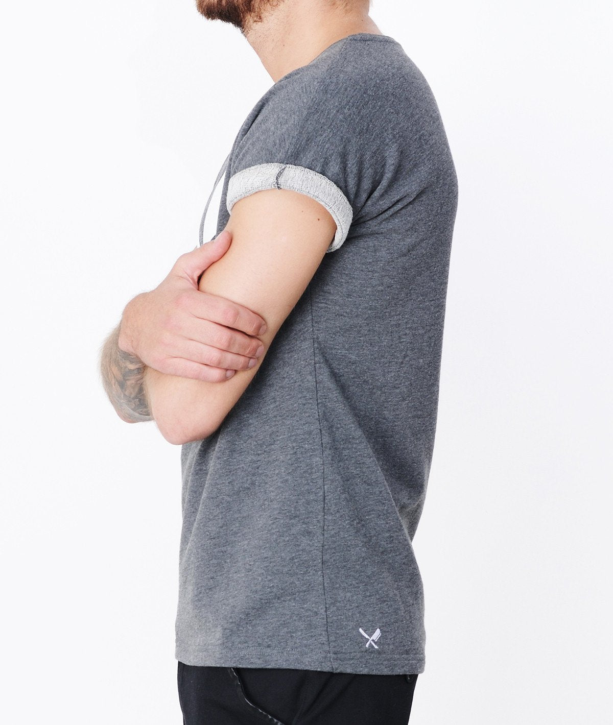 BARBER & BUTCHER grand neck Sweat-T-Shirt by Distorted People